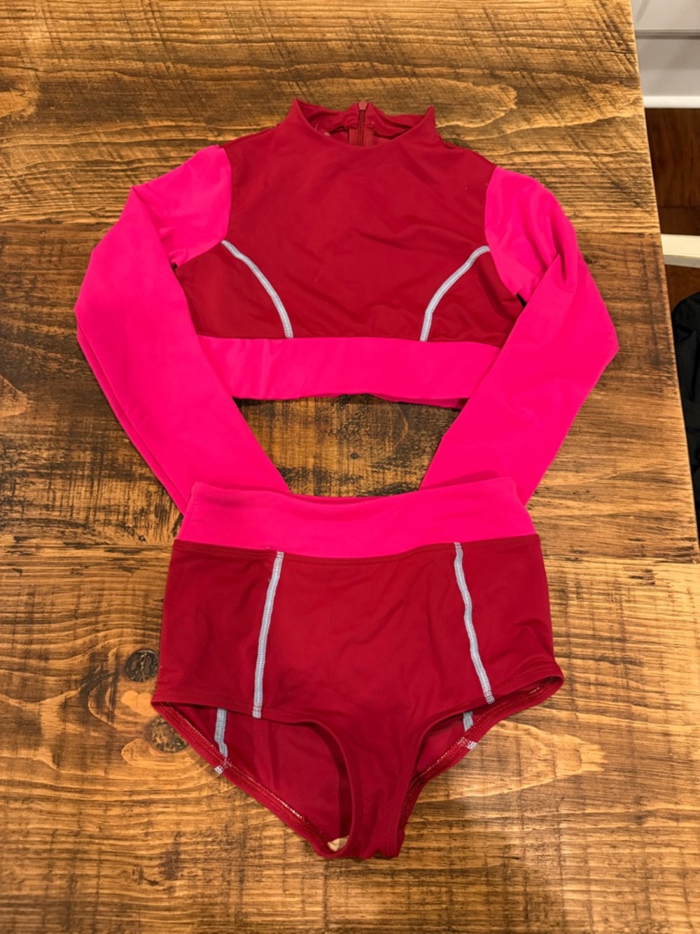 Tiger Friday 🐅 Colorblock Dance Two-Piece Set in Red and Hot Pink